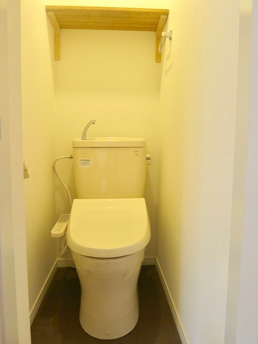 7A ナゴヤマンション今池 トイレ　TOMOSのシンプルナチュラルな小物　1